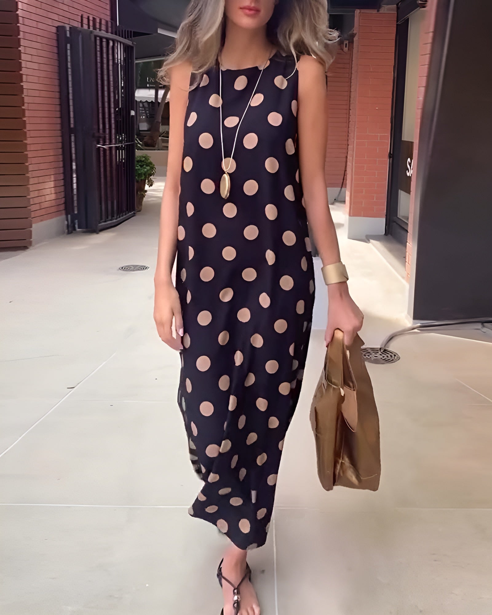 Roxane ™| Split maxi dress with polka dots