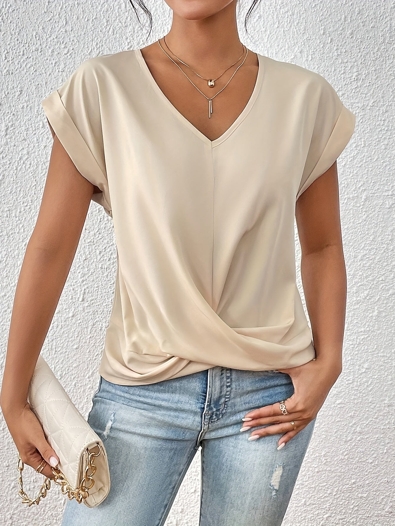 Eloise™ | V-neck top with tie detail