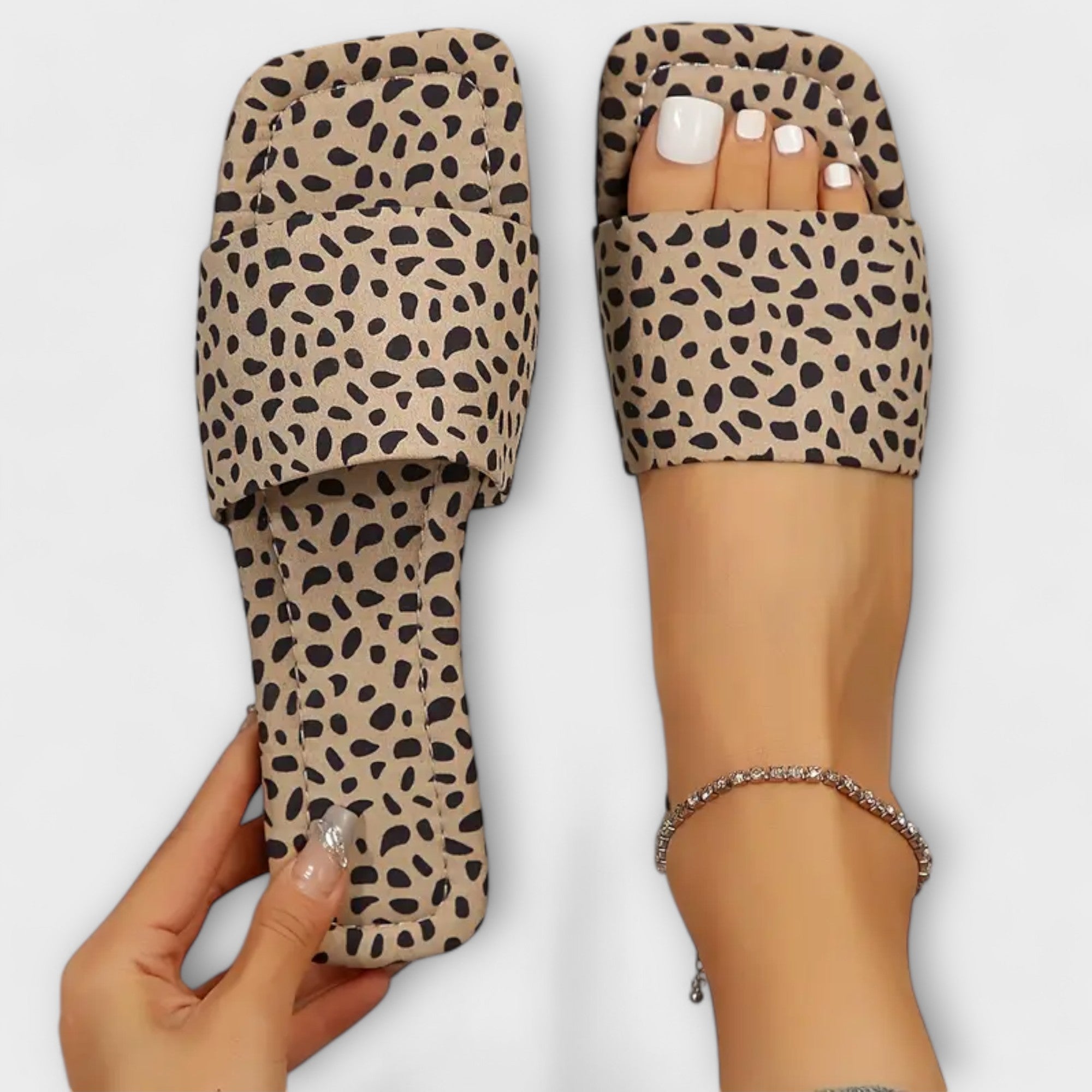 Dokafihe™ | Flat loafers with leopard print