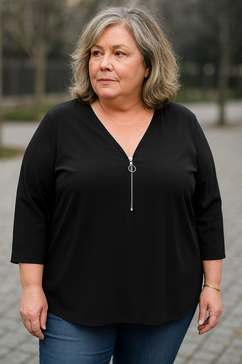 Lova™ | Chiffon blouse with zipper