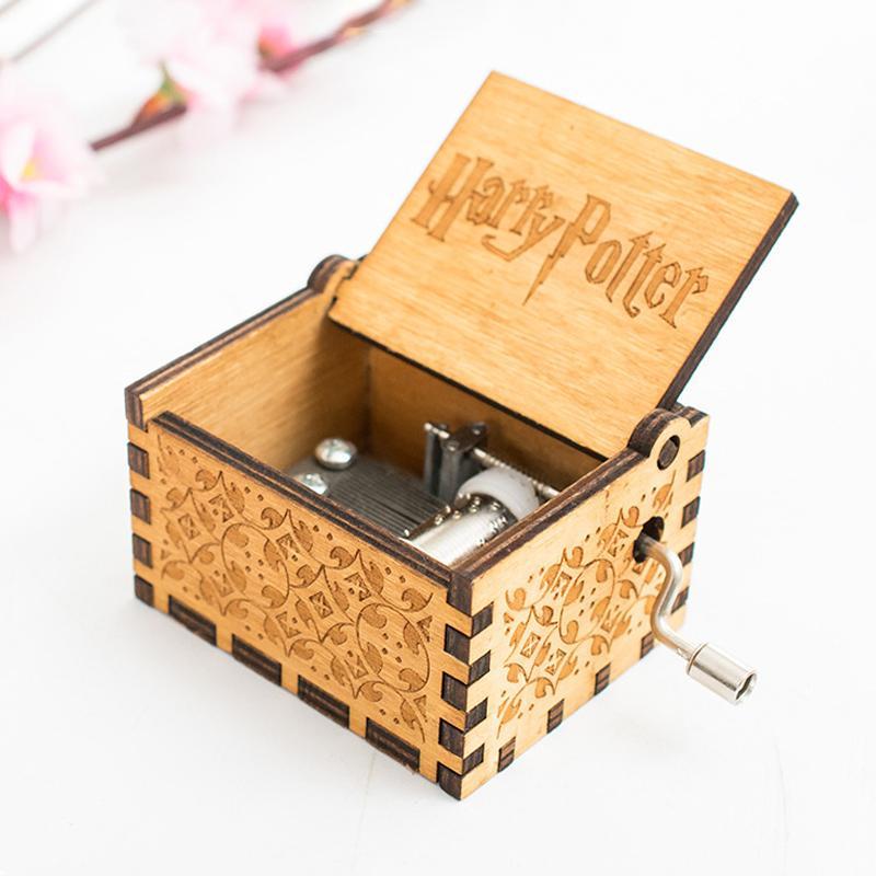 MusicBox - Hand Zwengel Houten Muziekdoos