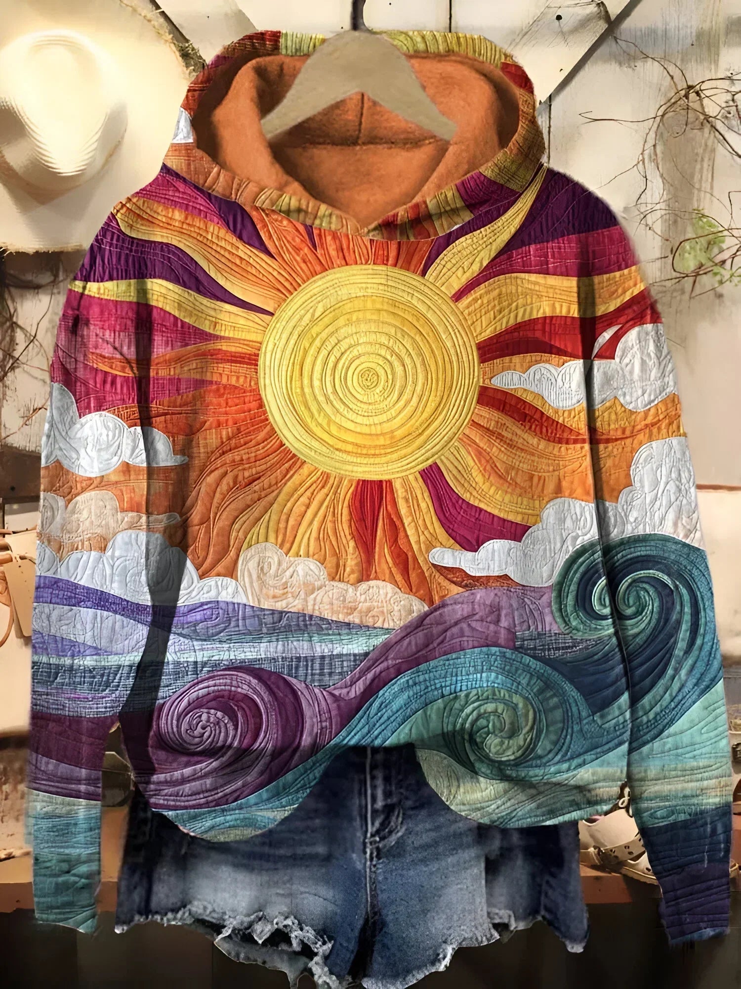 Gunvor™ | Vintage sunbeam hoodie