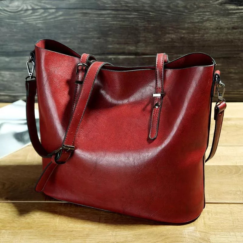 Nicole™ | shoulder bag in vintage leather