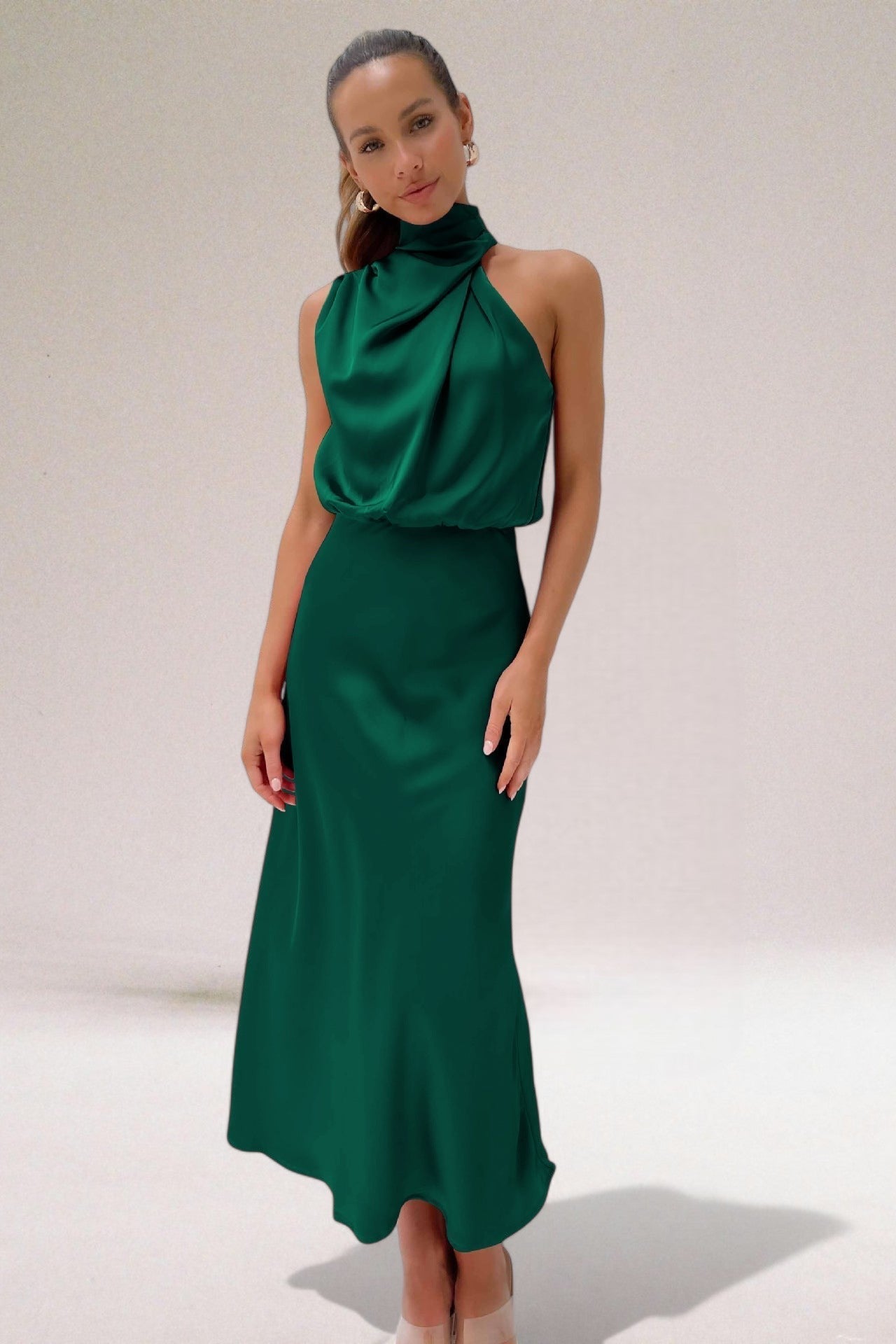 Flavia™ | Glamorous satin dress with halterneck