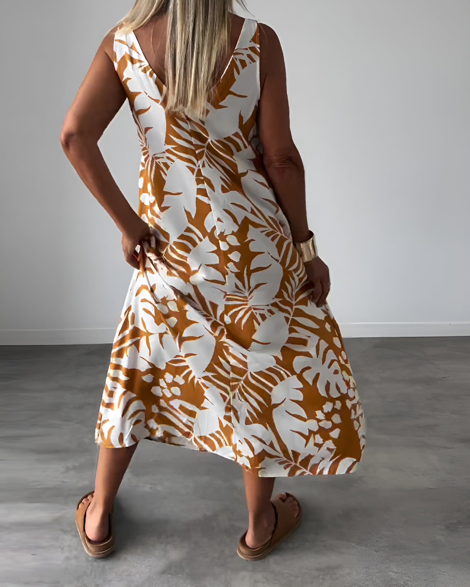 Audrey ™| Elegant sleeveless dress