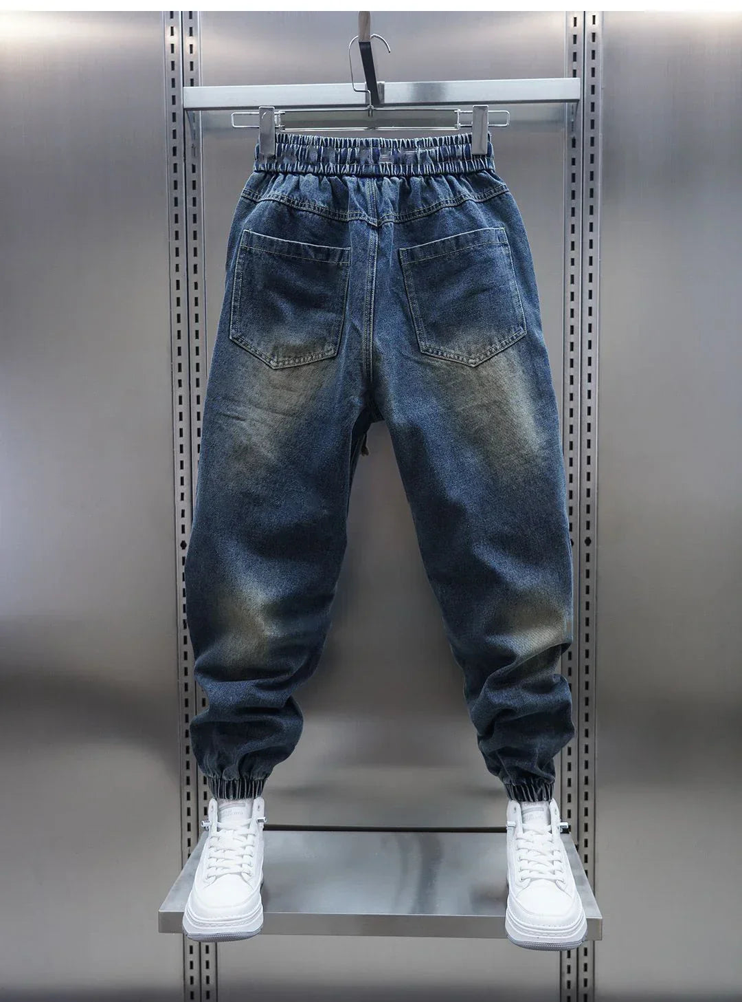 Oatly™ | Baggy jeans pants with belt
