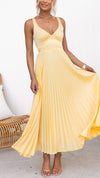 Savannah™ | Elegant Pleated Maxi Dress – Where Grace Meets Golden Glow