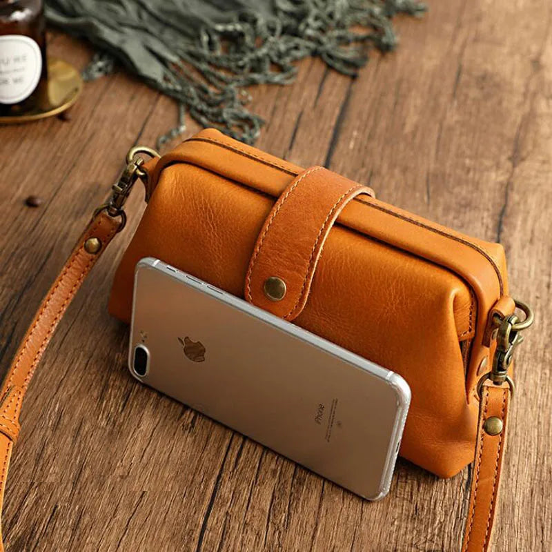 Velissa™ | Unique and timeless bag for women
