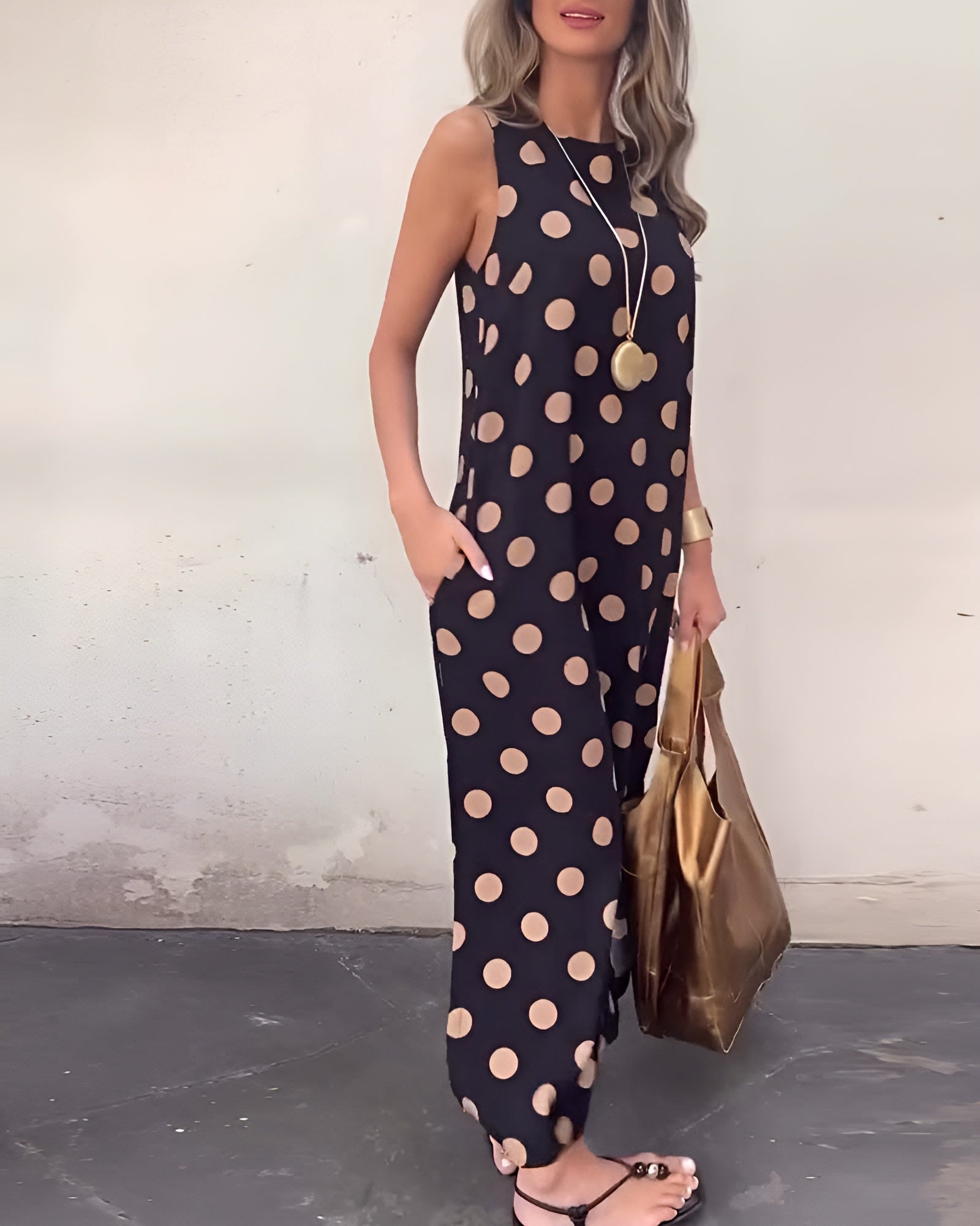 Roxane ™| Split maxi dress with polka dots