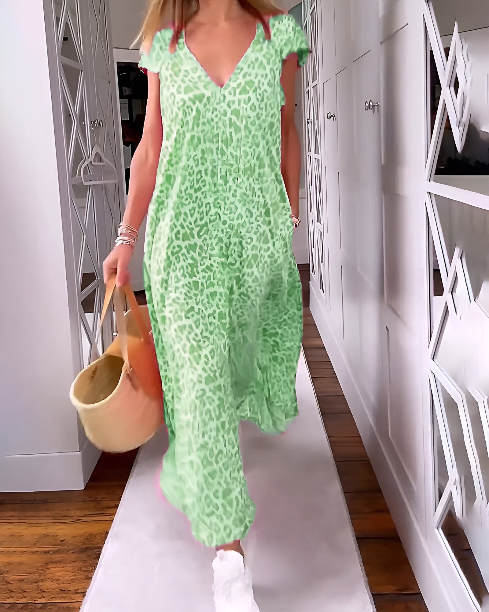 Véronique™ | V-neck long dress in print with short sleeves